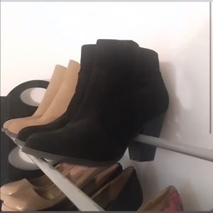 Heel booties